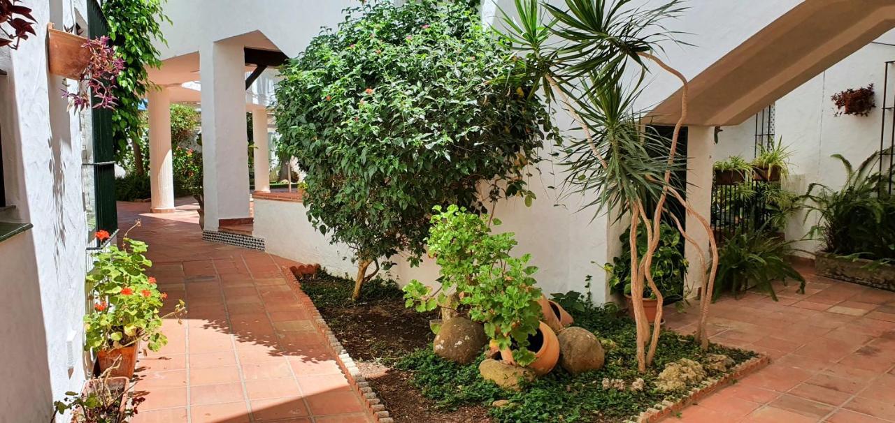 Apartamento A Pie De Playa La Barrosa Chiclana de la Frontera Exterior photo